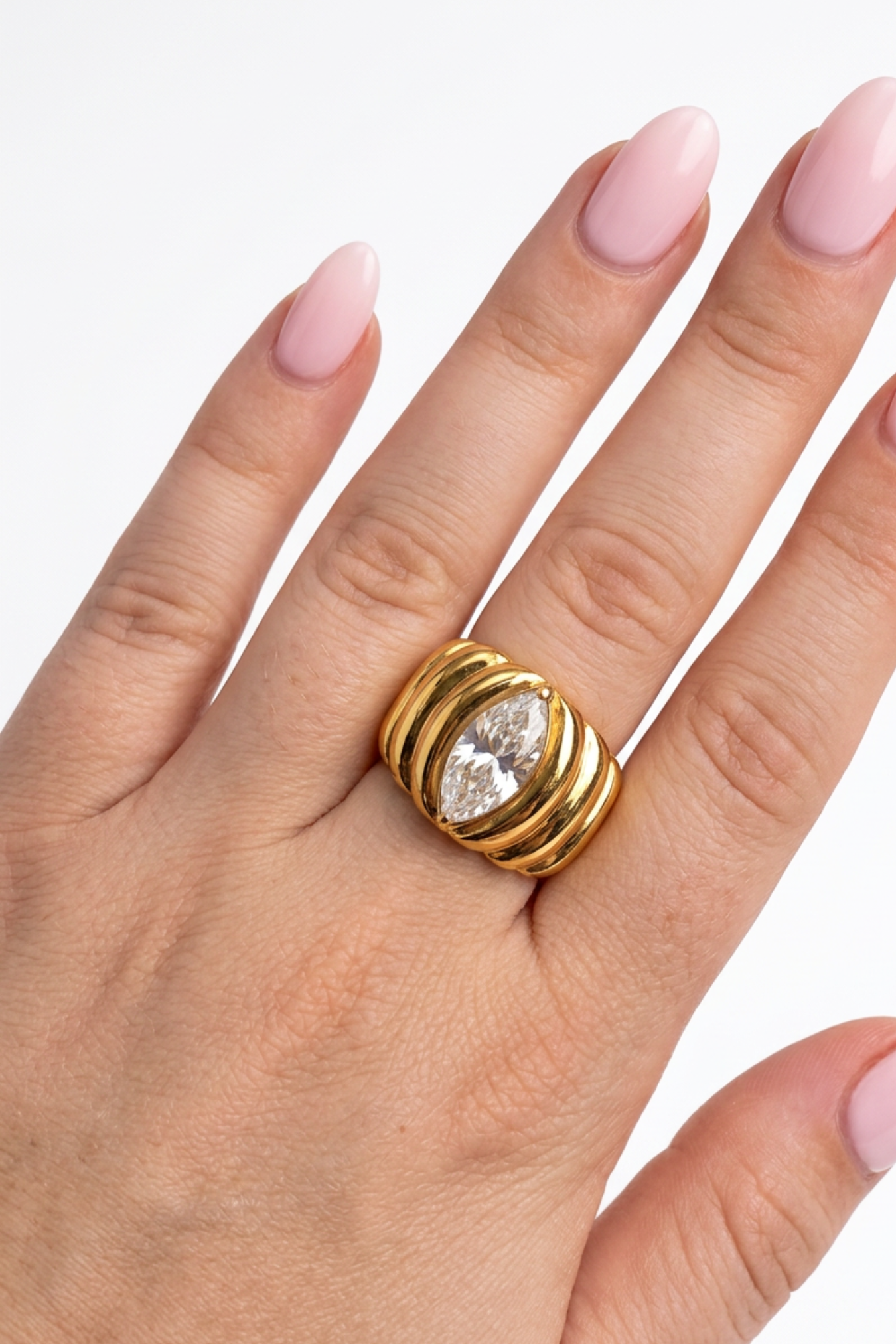 18K Eva Diamond Statement Ring