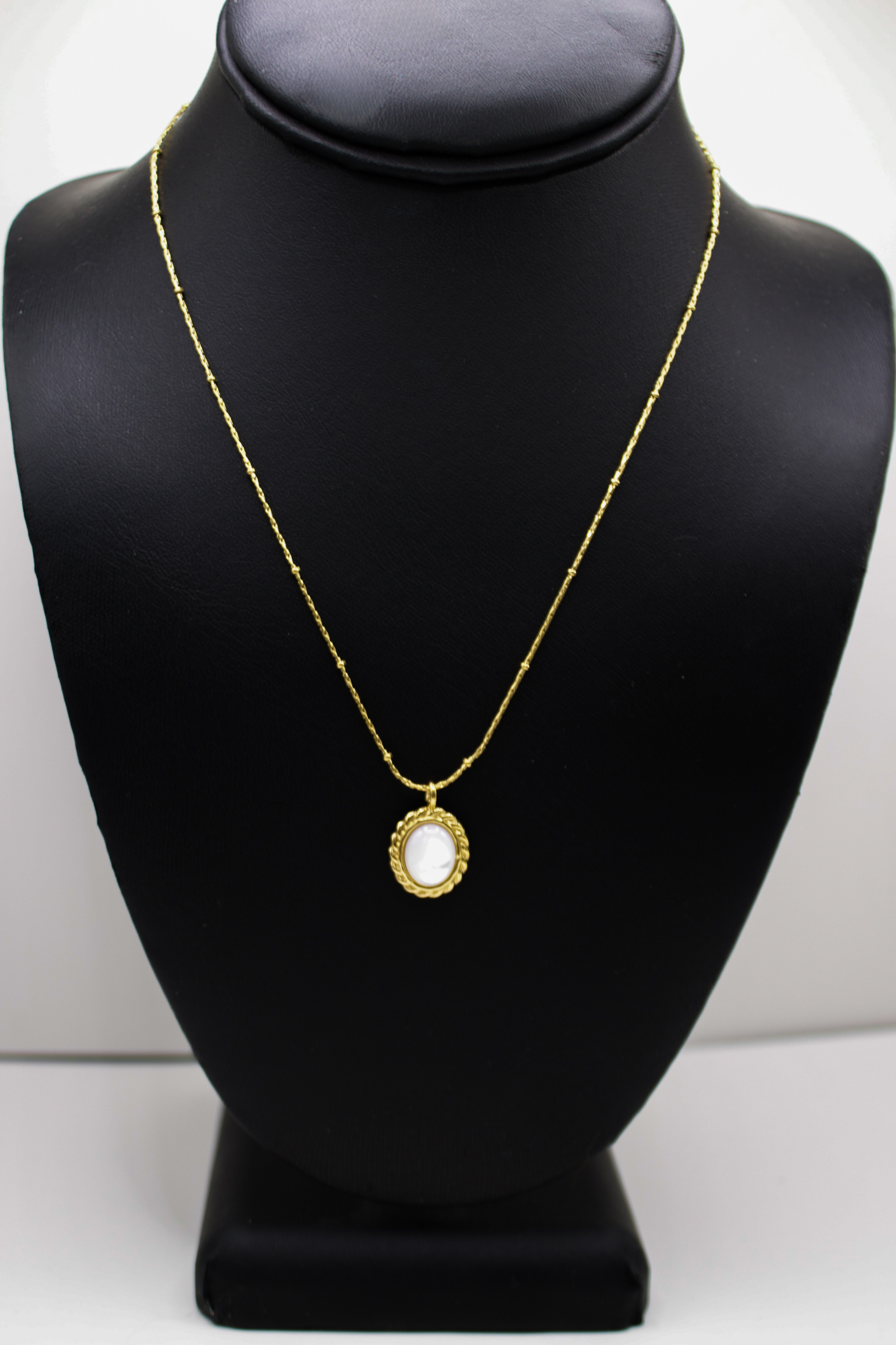 18K Cecilia Opal Necklace