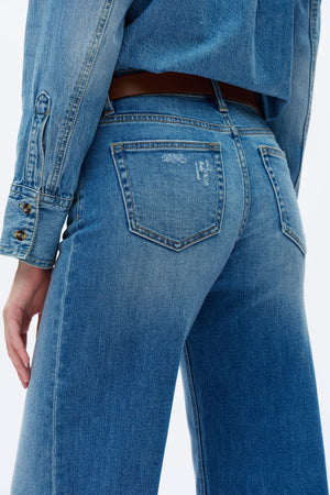 Low Rise Wide Leg Jeans - Medium Blue