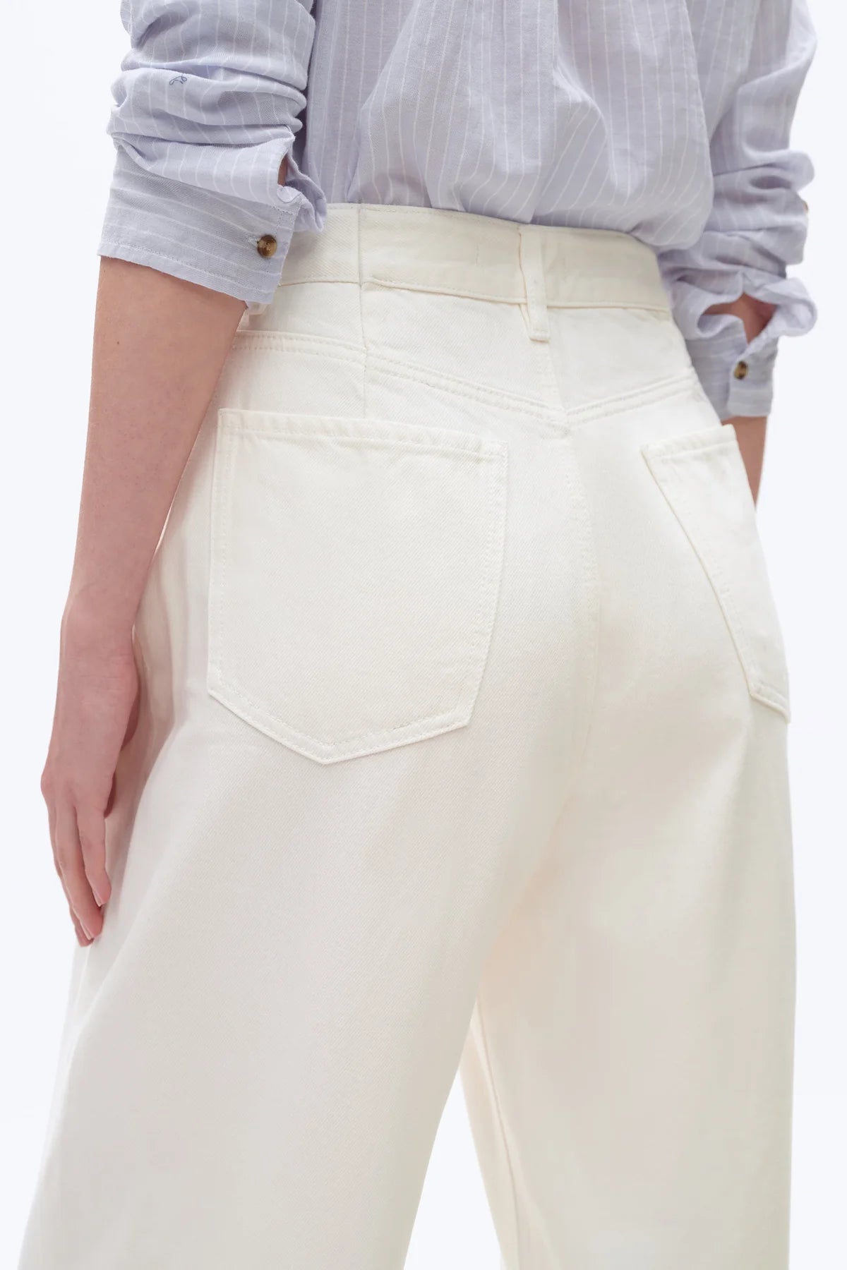 Frayed Hem Barrel Jeans - White
