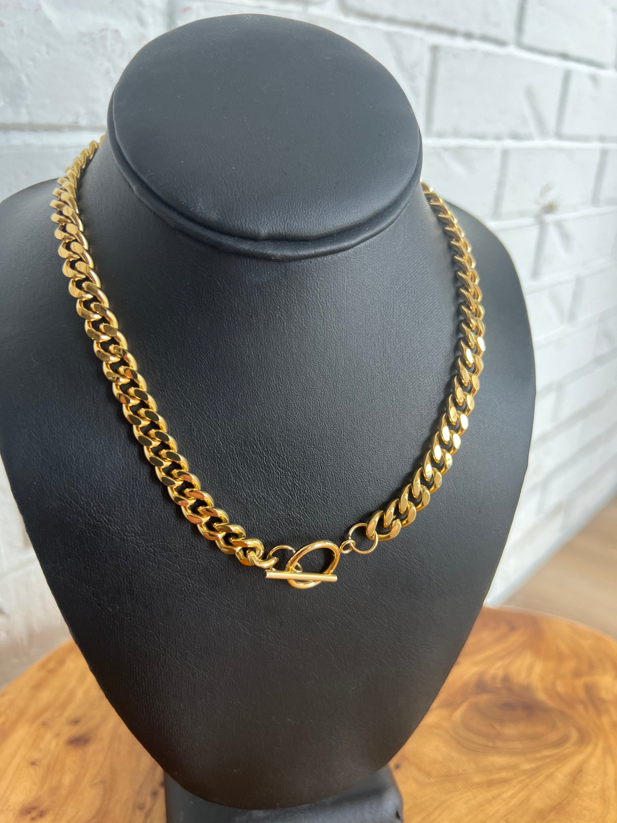 18K Willa Thick Chain Necklace