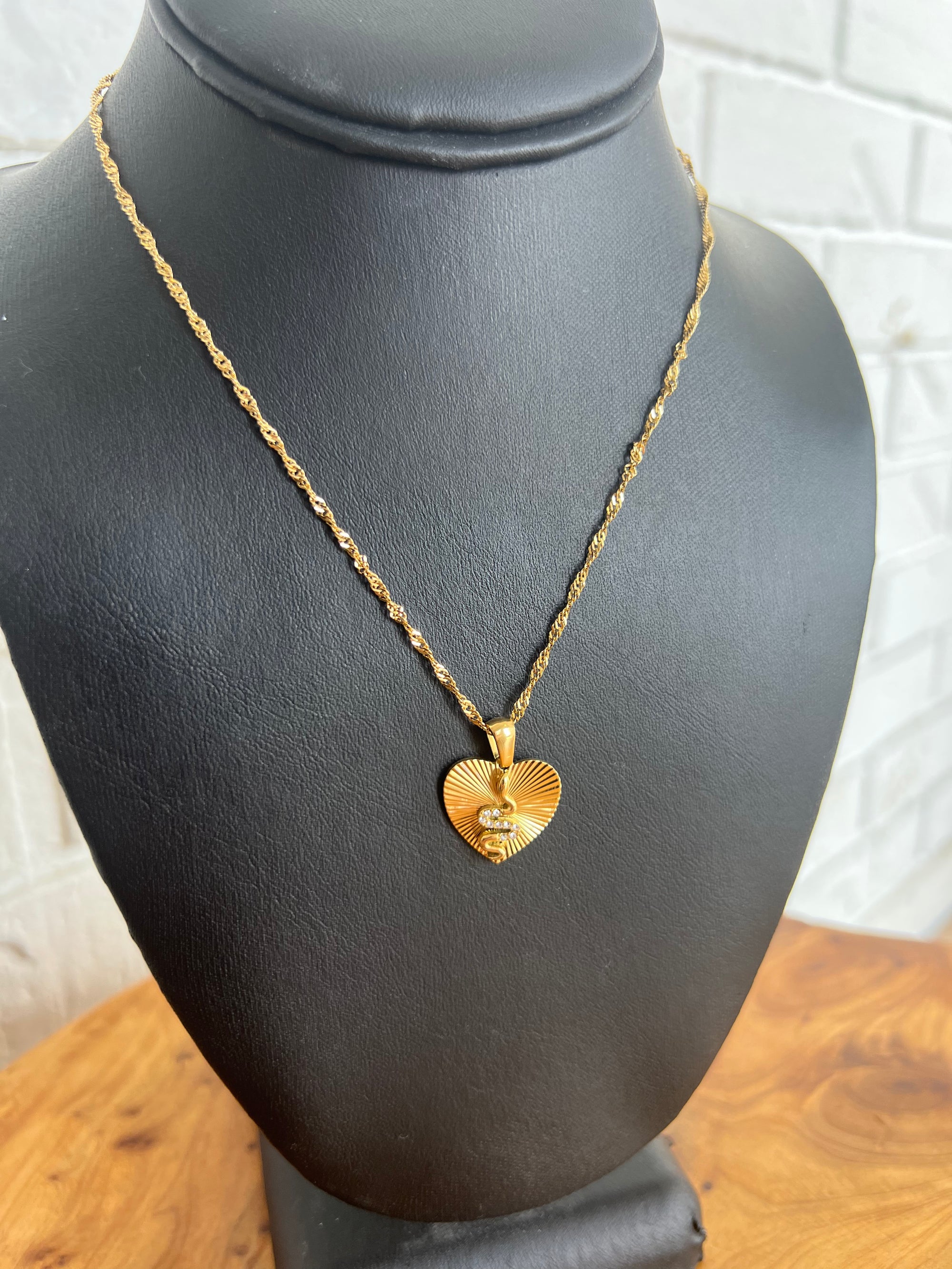 18K Heart Snake Pendant Necklace