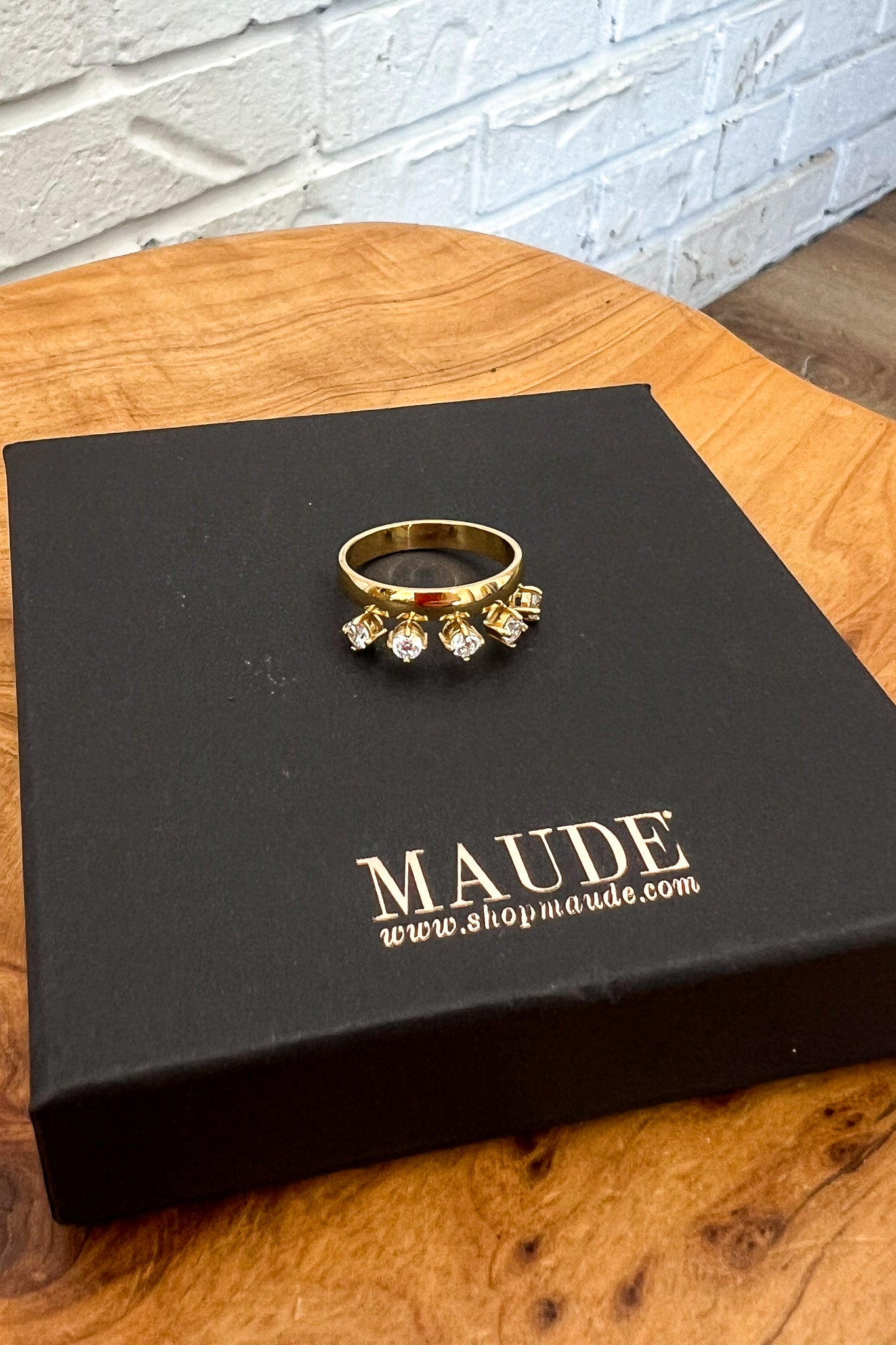 18K Maggie Diamond Ring