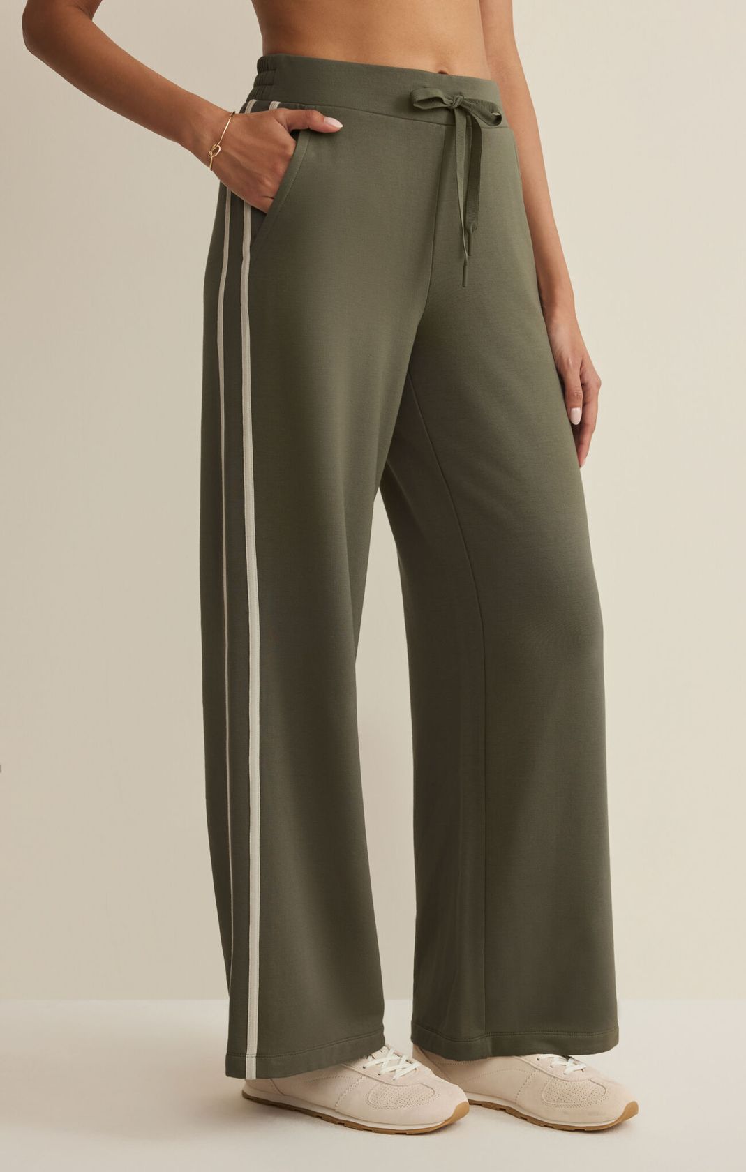 Z Supply - Layover Track Pant - Tea Leaf