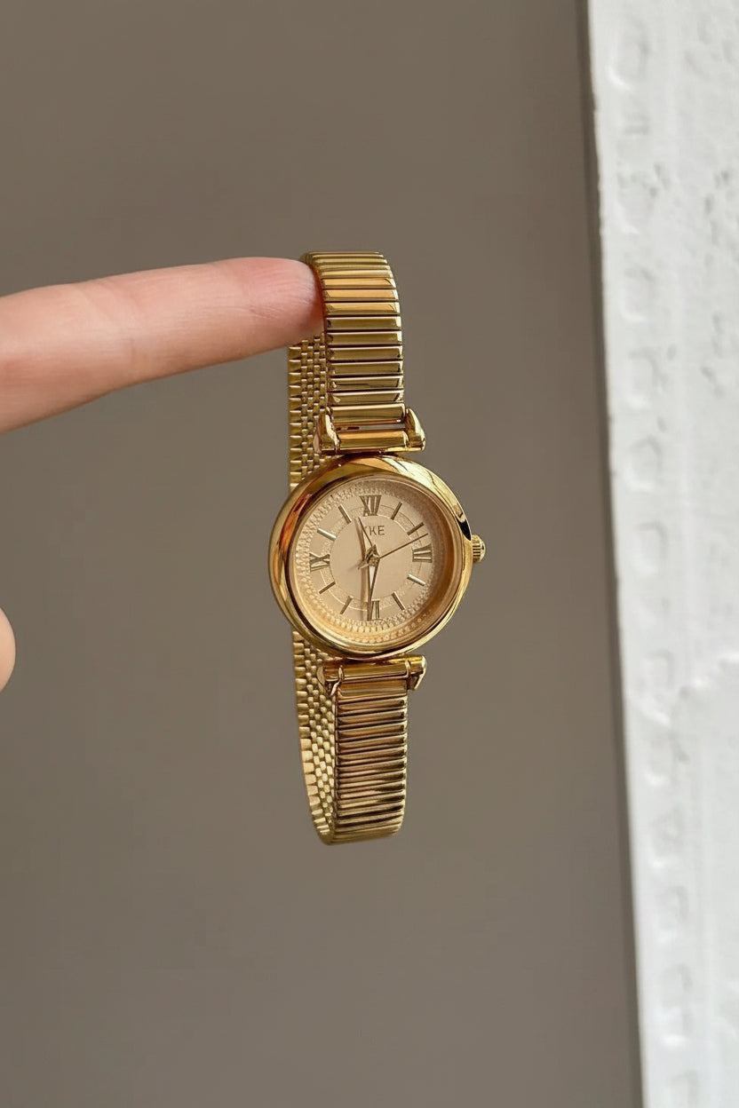 Round Dial Wrist Watch - Gold