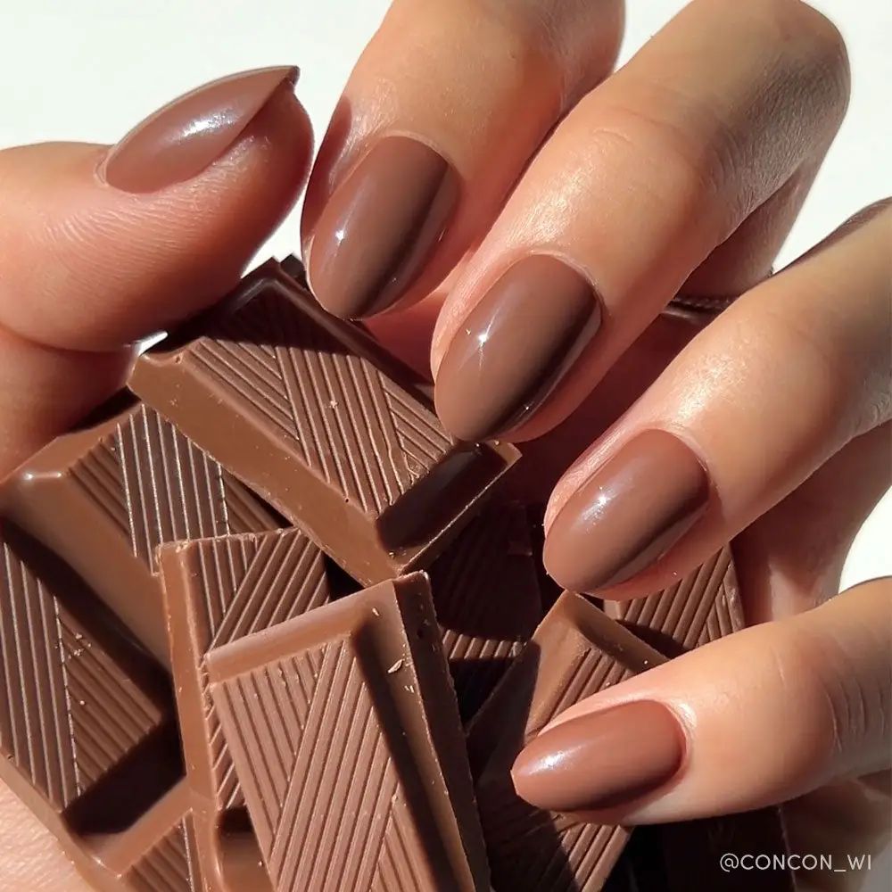 Glamnetic - Press-on Nails Short Oval - Chocolate Brown