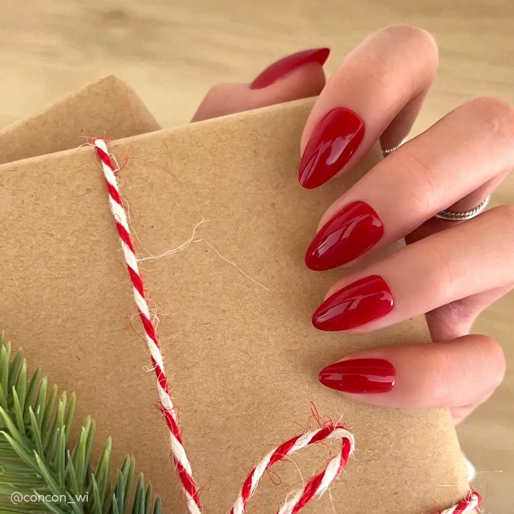 Glamnetic - Press-on Nails Short Almond - Classic Red