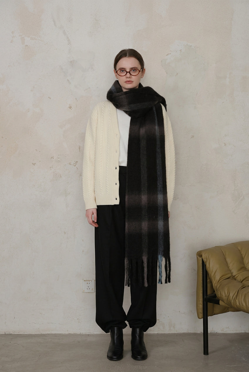 Thick Cashmere Scarf - Black