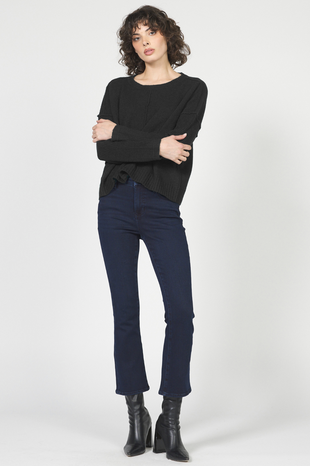 Ayat Pullover - Black