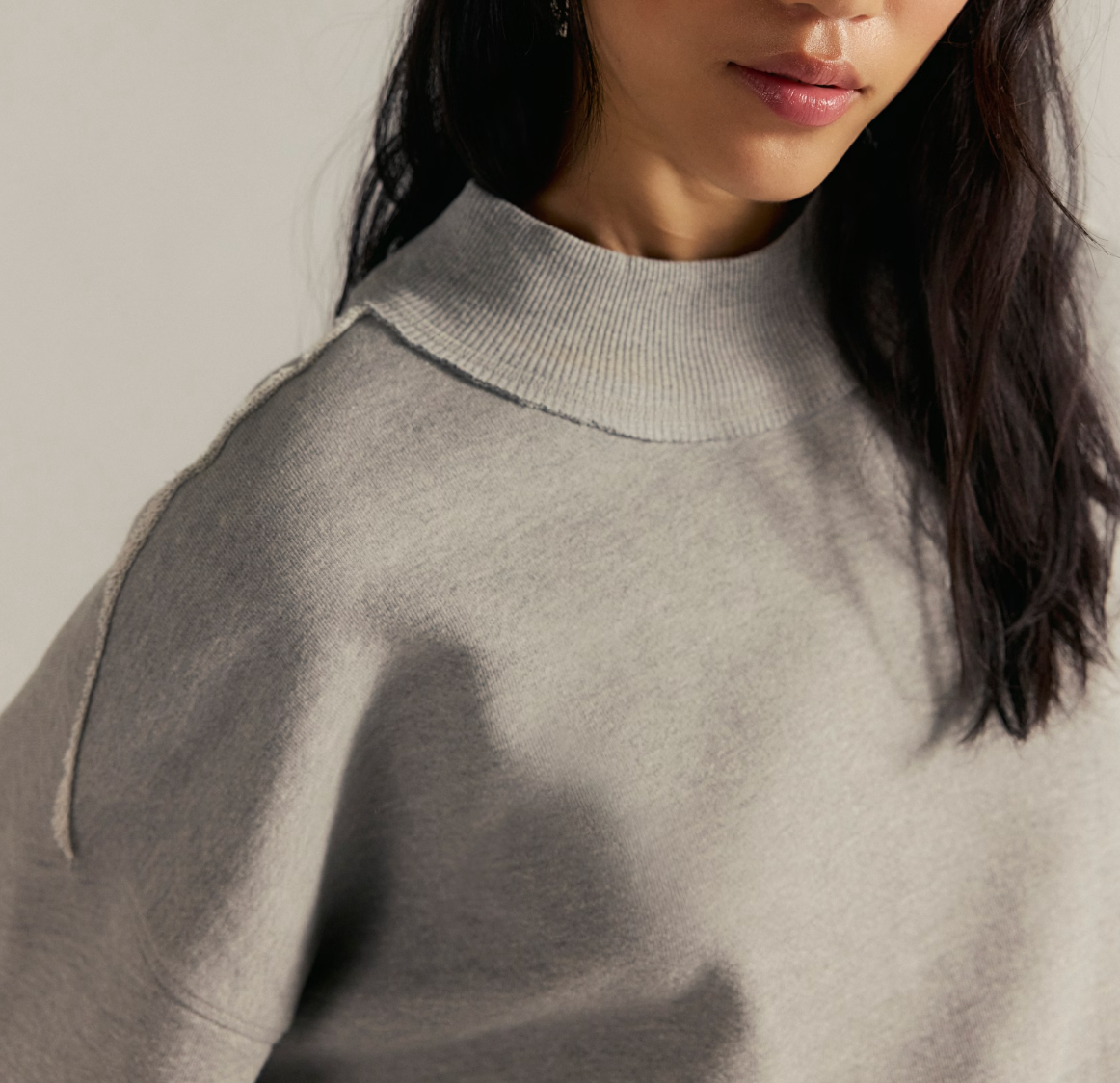 Free People - Palm Springs Turtleneck Sweatshirt - Heather Grey