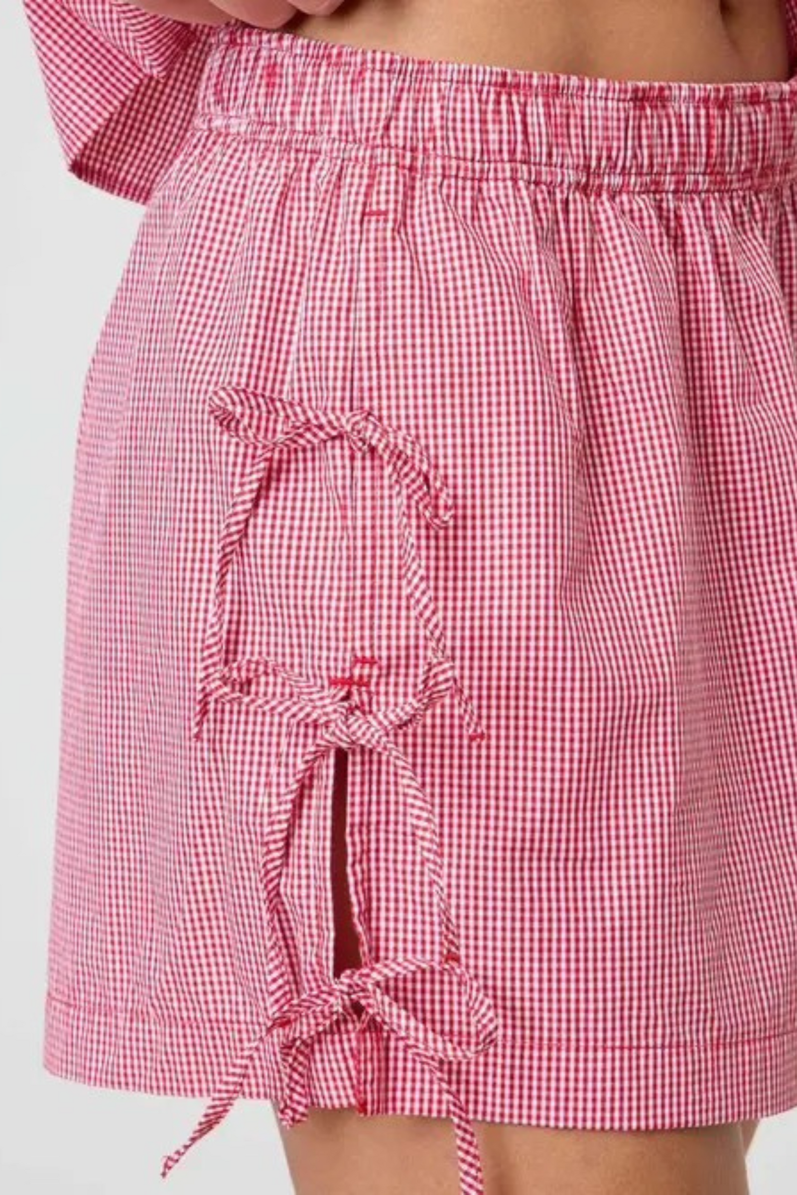 Side Bow Tie Shorts - Red Gingham