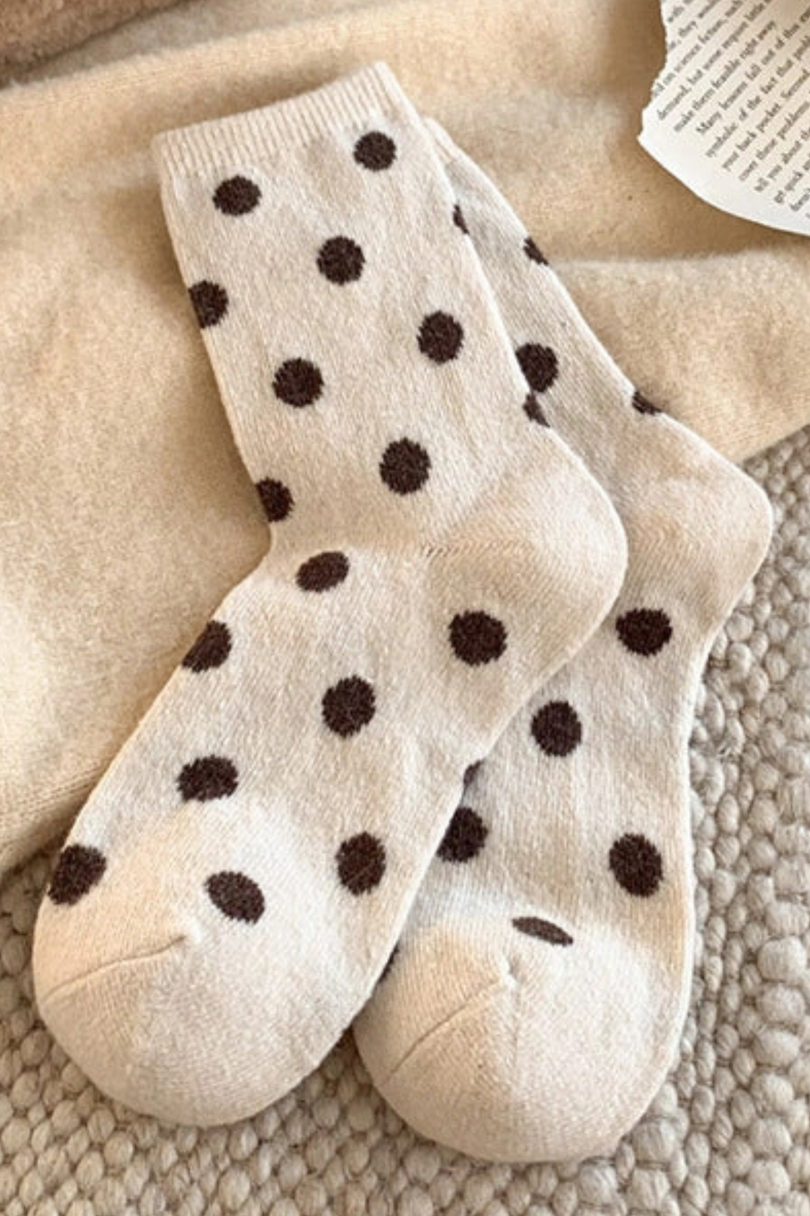 Simple Polka Dot Crew Socks - Beige
