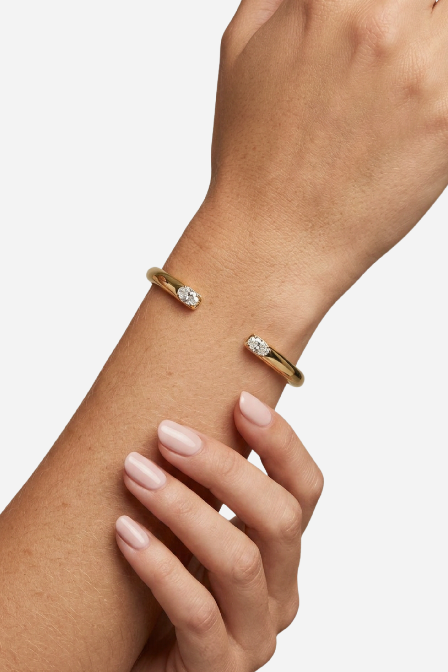 18K Emerald Diamond Cuff Bracelet