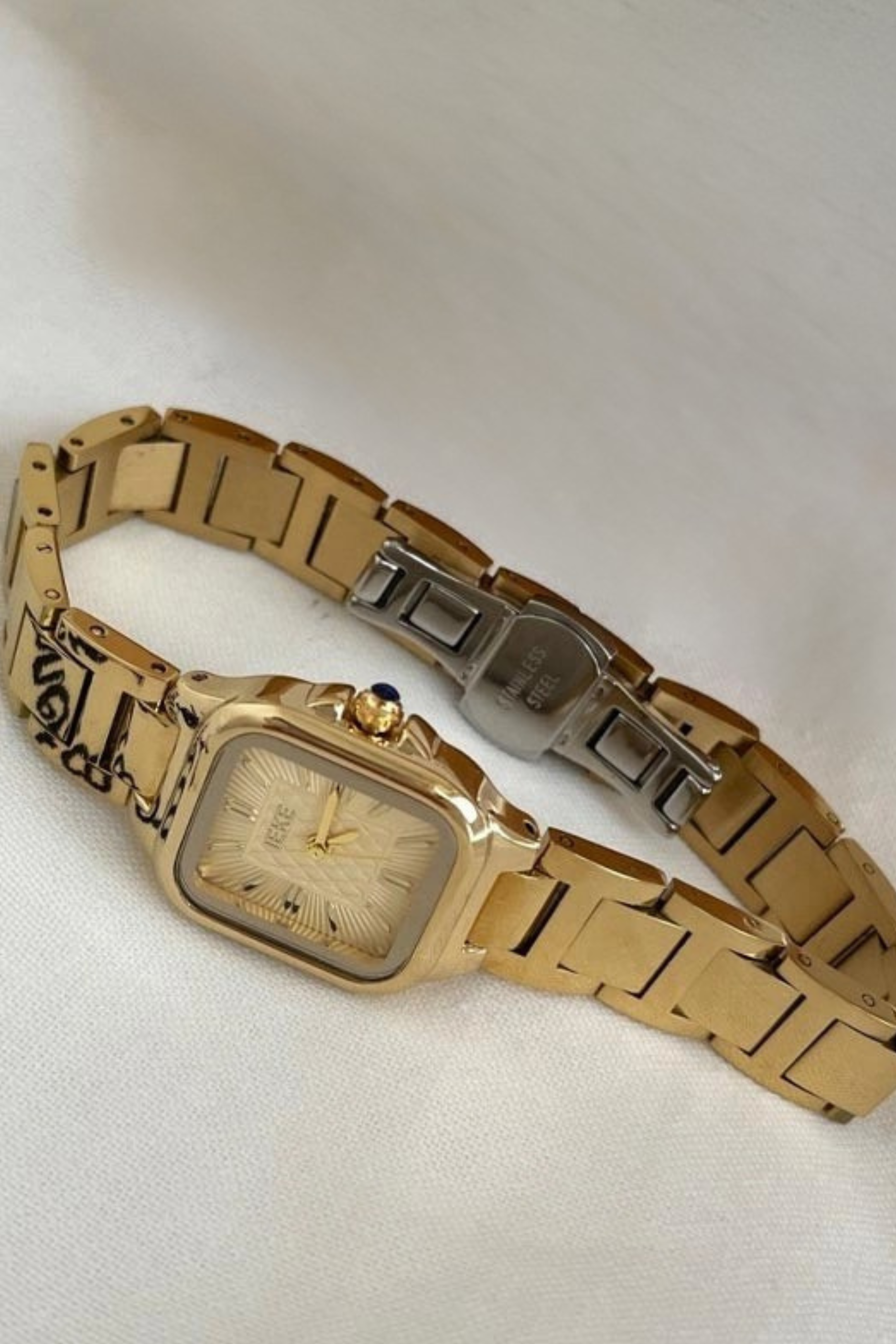 Trendy Square Dial Watch - Gold