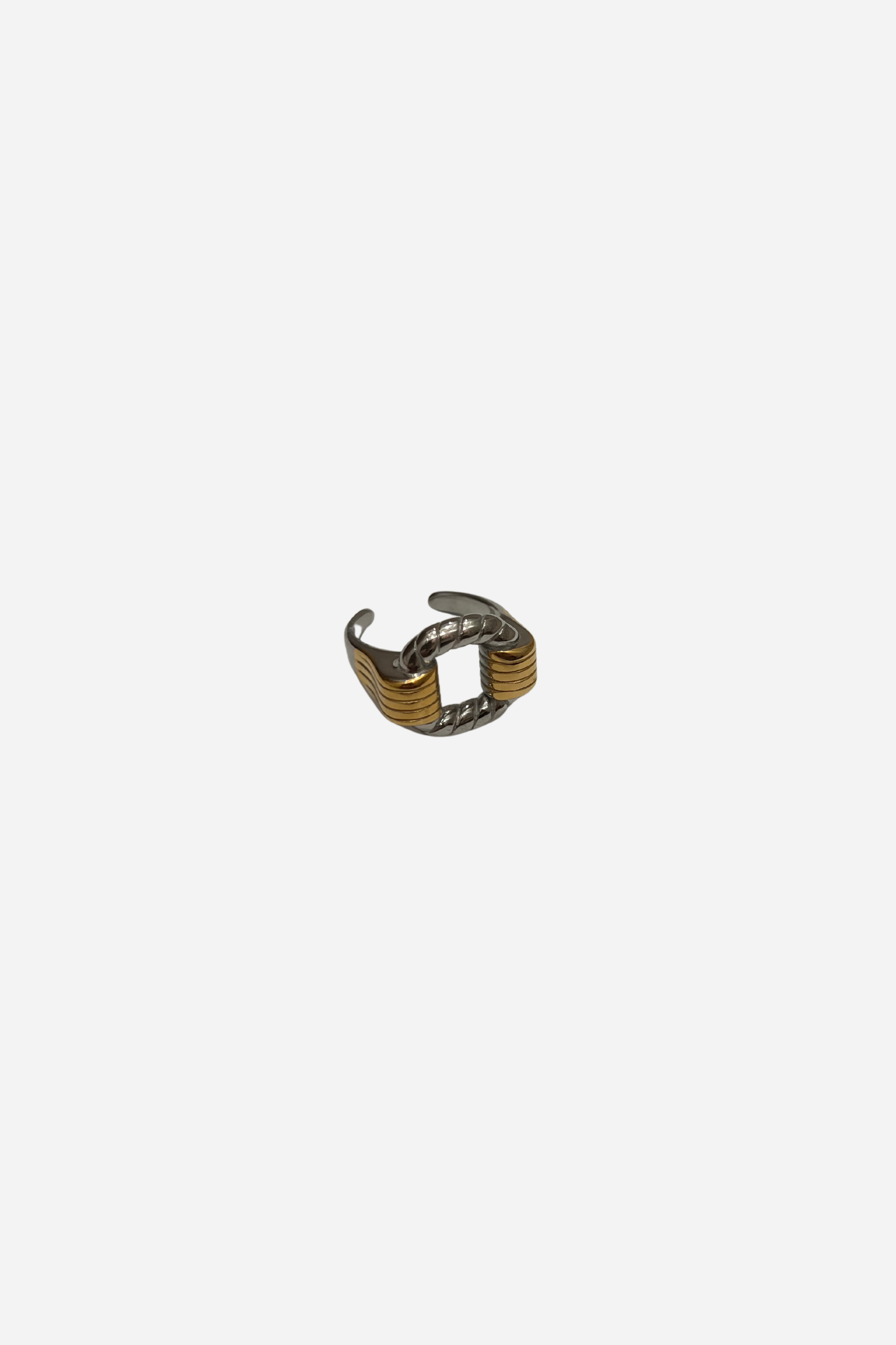 18K Buckle Mixed Metal Ring