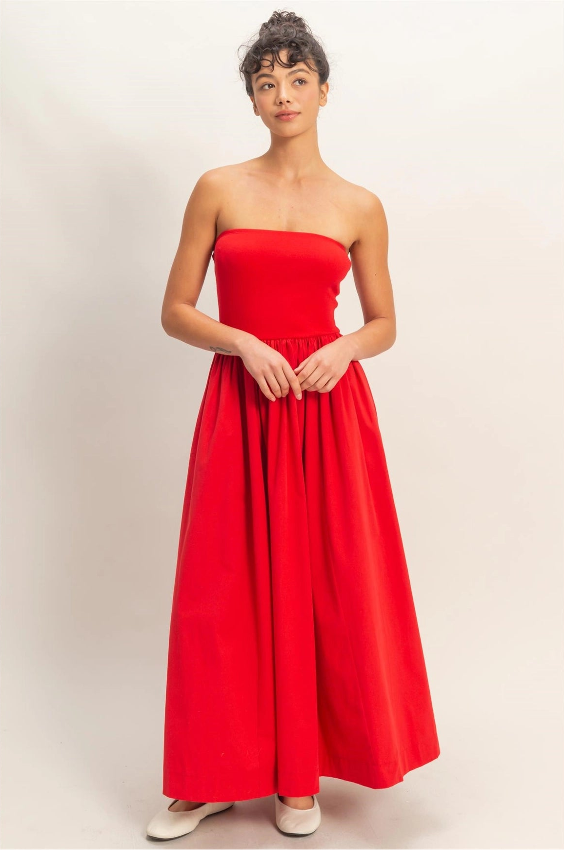 Strapless Flowy Midi Dress - Red