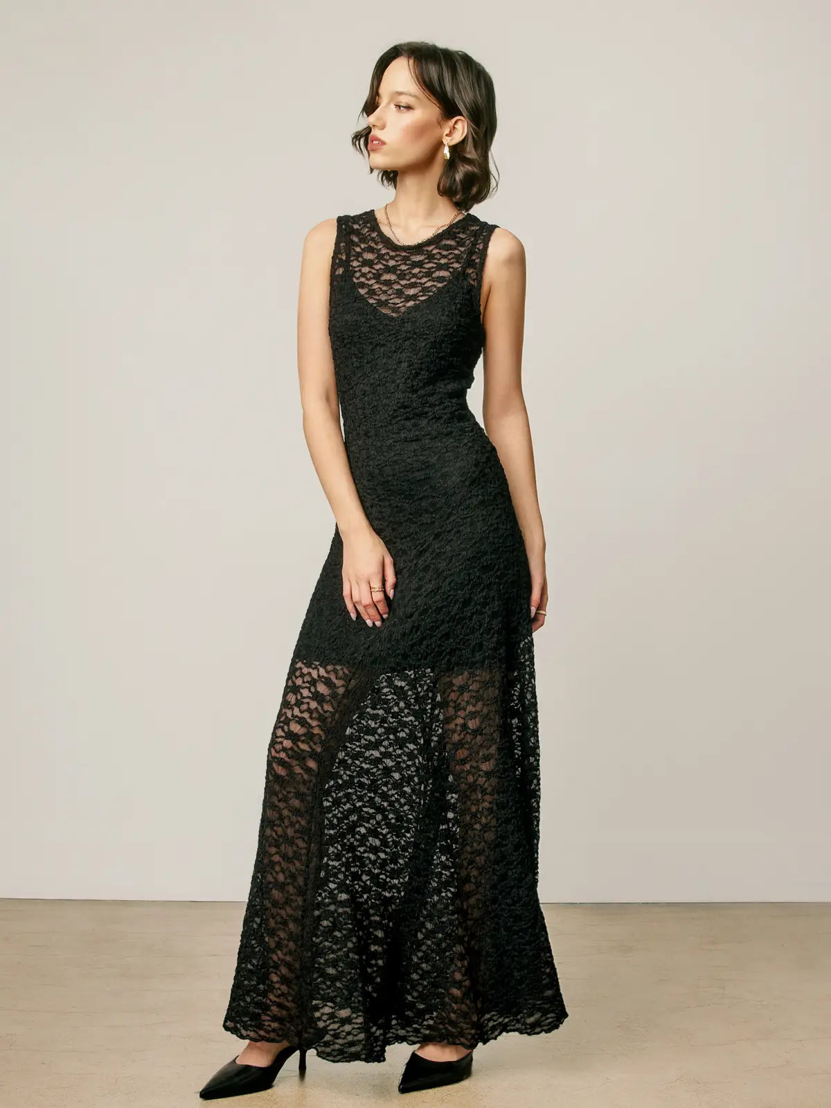 Sophia Lace Maxi Dress - Black