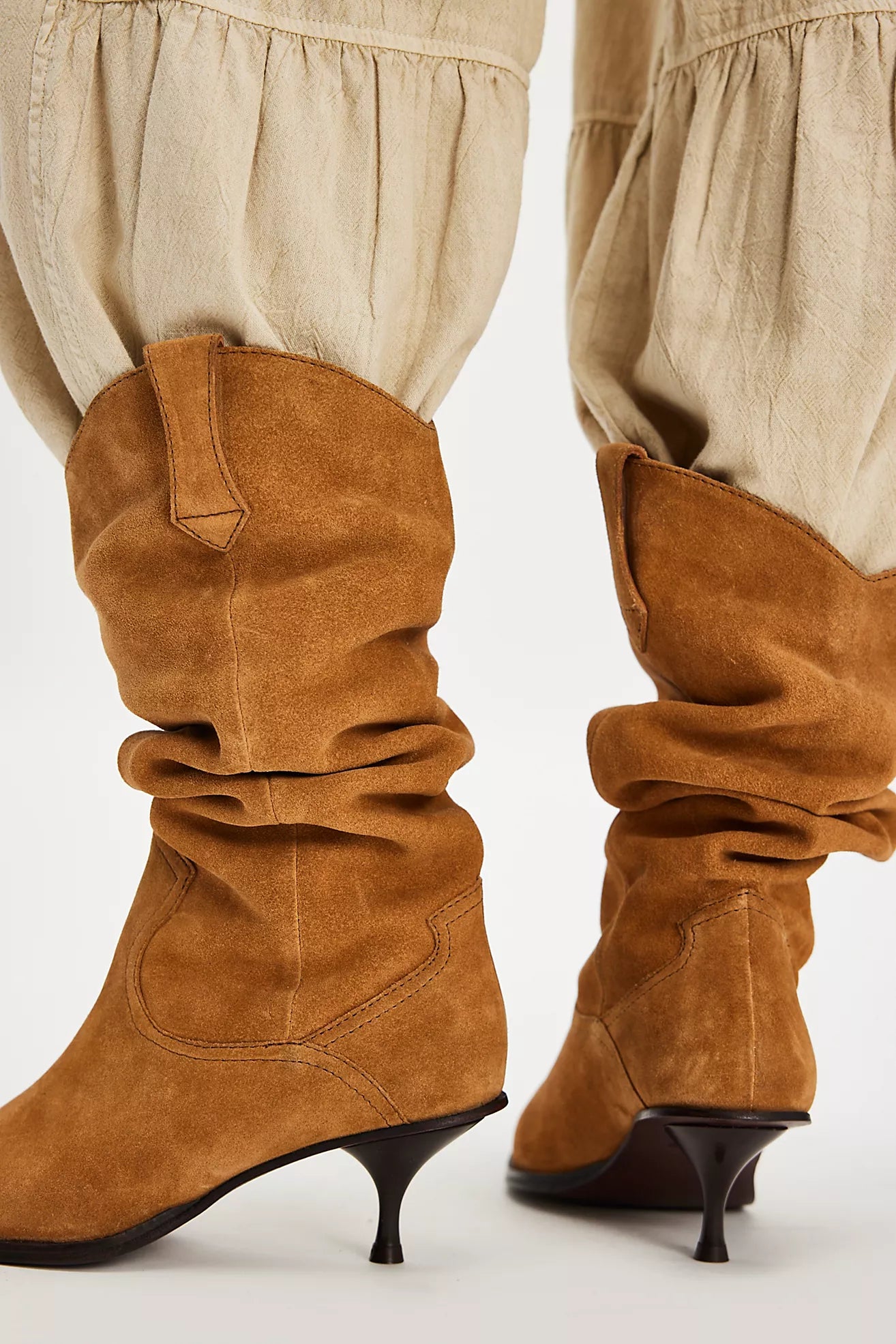 Free People - Daisy Slouch Kitten Heel - Tan Suede