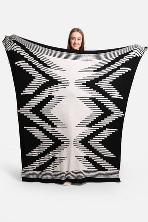 Tribal Arrow Pattern Throw Blanket