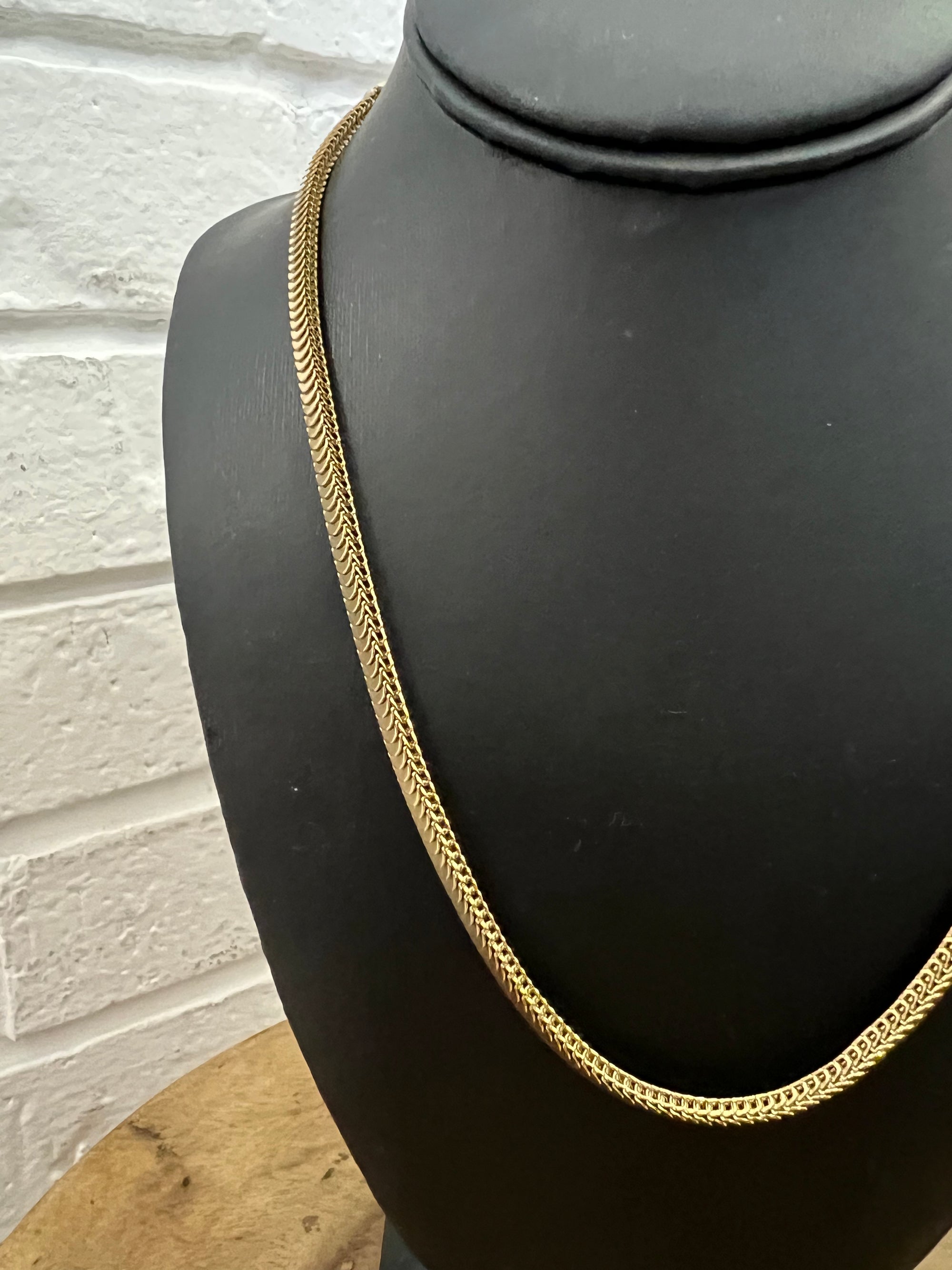 18K Evie Squared Off Gold Necklace