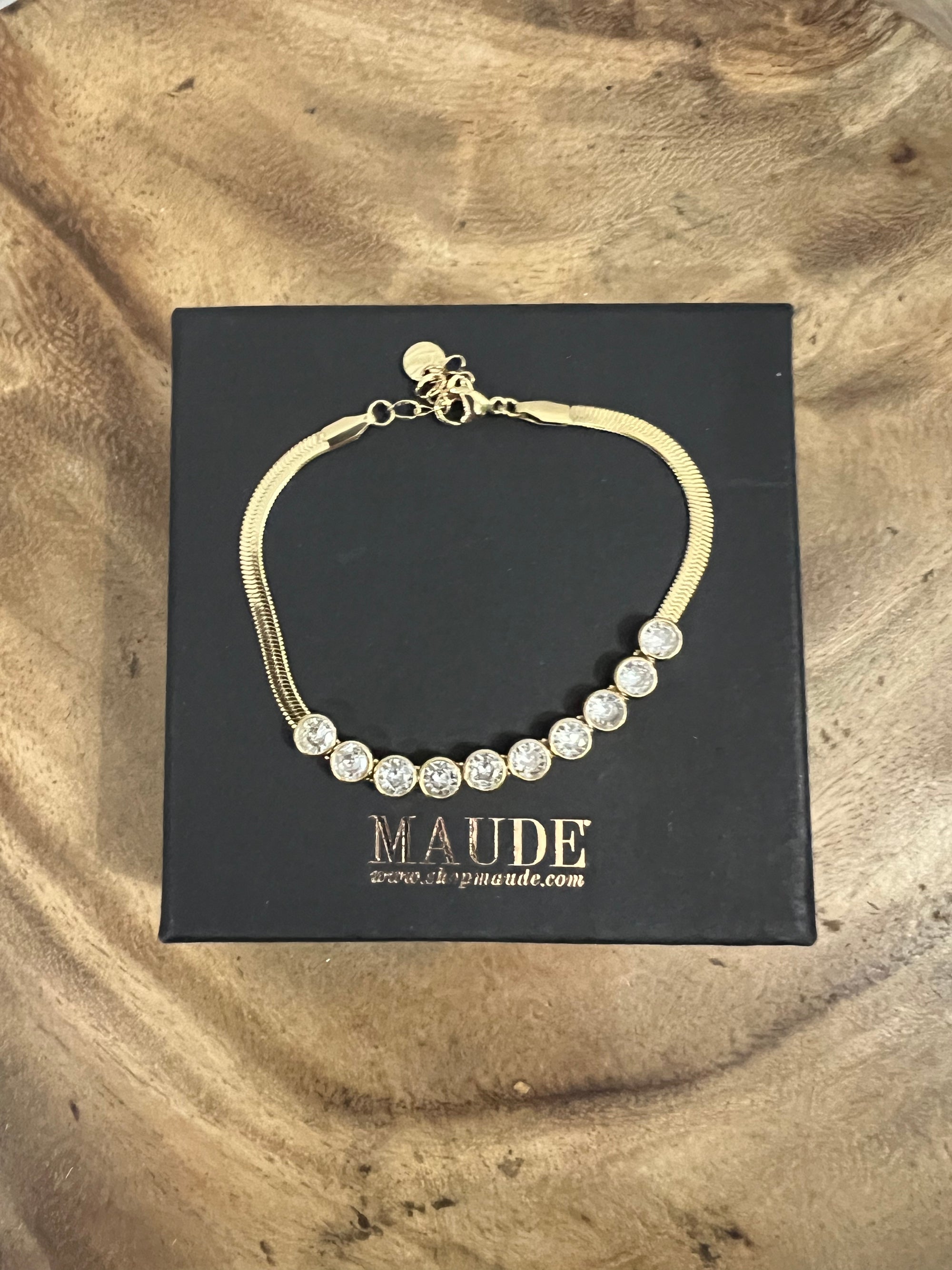 18K Emmy Diamond Herringbone Bracelet